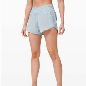 Lululemon LR short 4” *lined, color: Hazy Jade